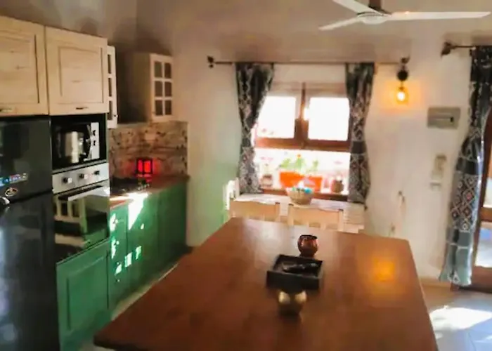 Shanti Garden House بيت للعطل *